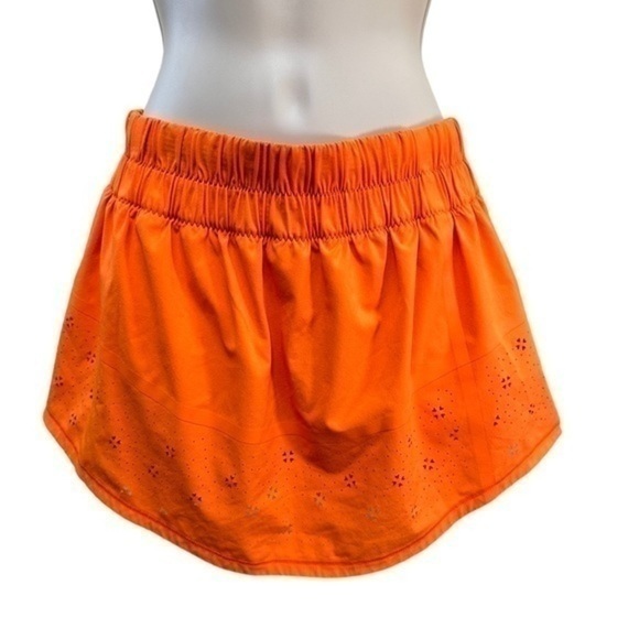 Lululemon Run Breeze By Skirt Laser Cut - Picture 1 of 7